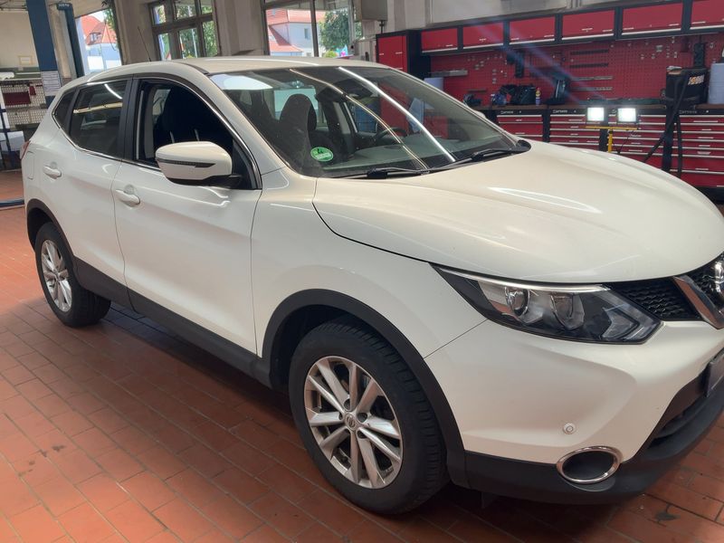 Nissan Qashqai 1.2 Acenta 2015 – снимка 12