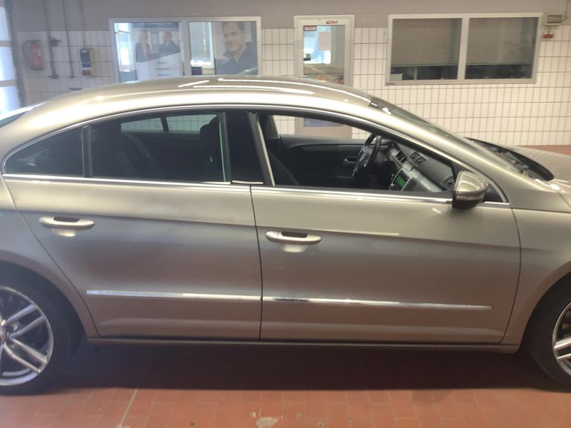 Volkswagen CC 2.0 TDI BlueMotion Tech — zdjęcie 7