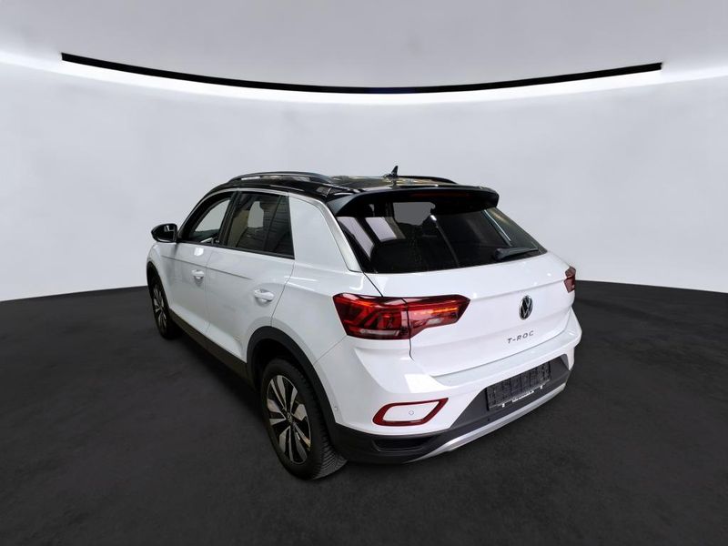Volkswagen T-Roc 1.0 TSI Move — zdjęcie 14