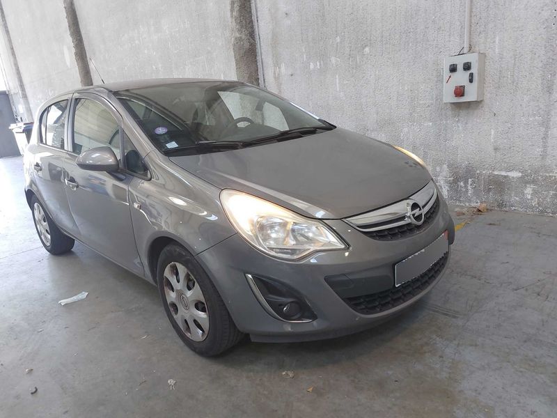 Opel Corsa 1.4 Edition 2011 – снимка 6