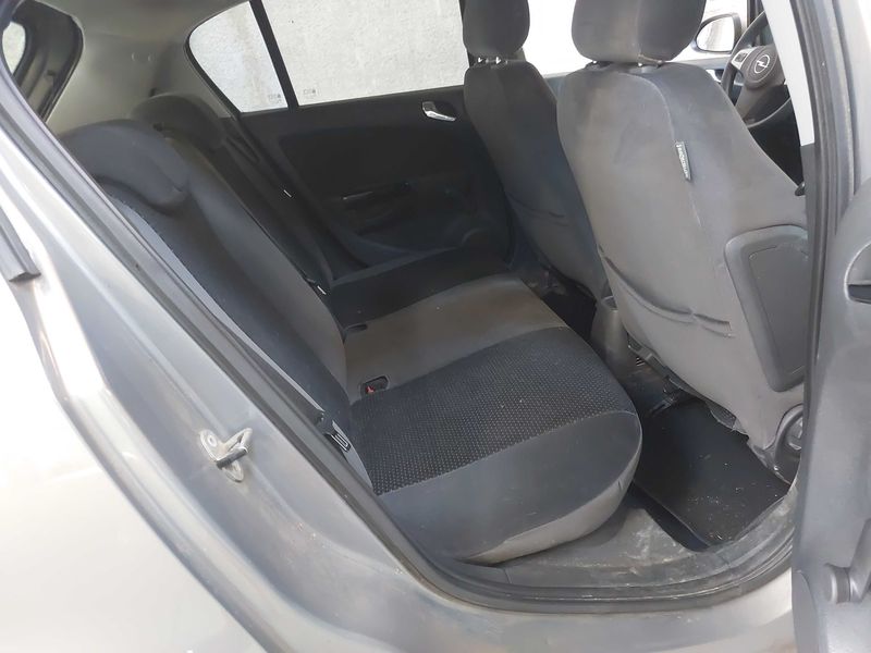 Opel Corsa 1.4 Edition 2011 – снимка 13