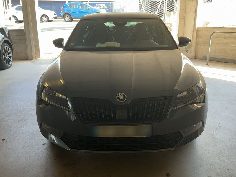 Skoda Superb 1.5 TSI ACT SportLine Plus — zdjęcie 9