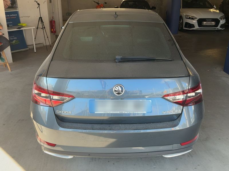 Skoda Superb 1.5 TSI ACT SportLine Plus — zdjęcie 5