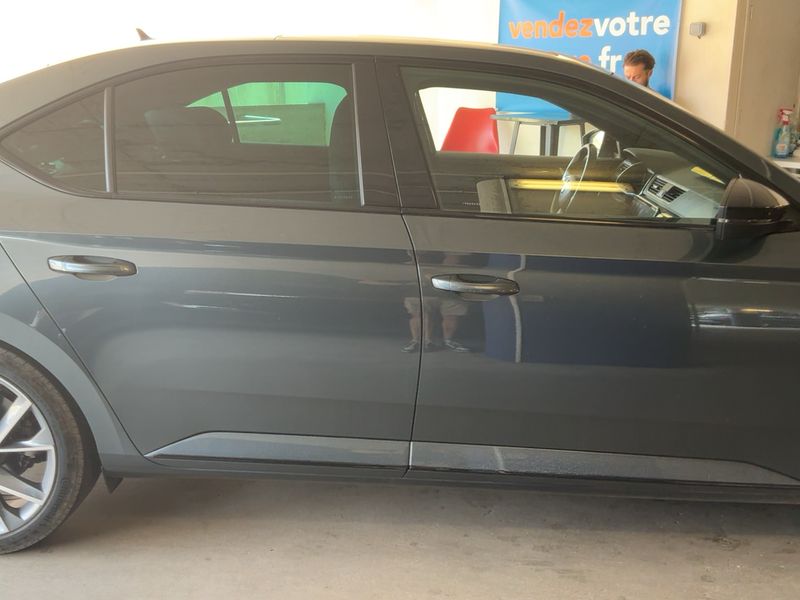 Skoda Superb 1.5 TSI ACT SportLine Plus — zdjęcie 7