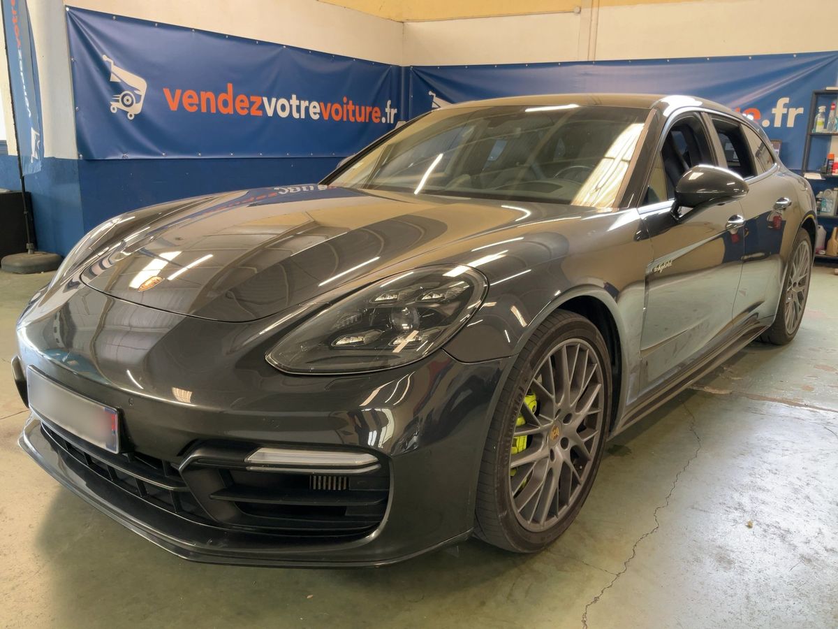 Porsche Panamera 2019