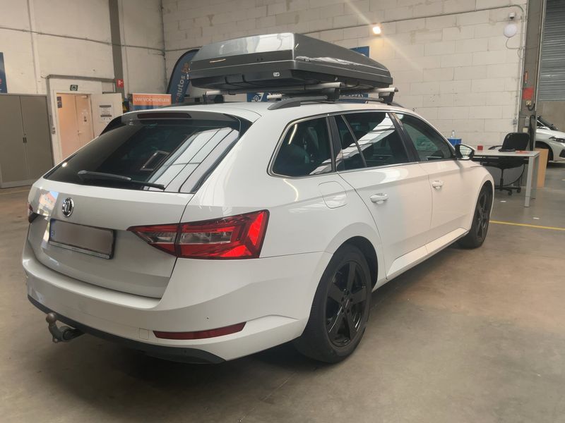 Skoda Superb 1.6 TDI Ambition 2016 – снимка 8