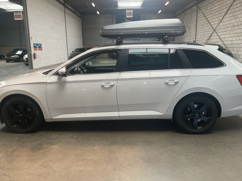 Skoda Superb 1.6 TDI Ambition 2016 – снимка 4