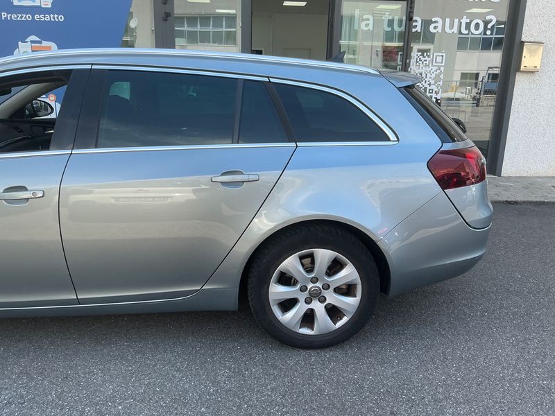 Opel Insignia Sports Tourer 2.0 CDTI Cosmo 2014 – снимка 10