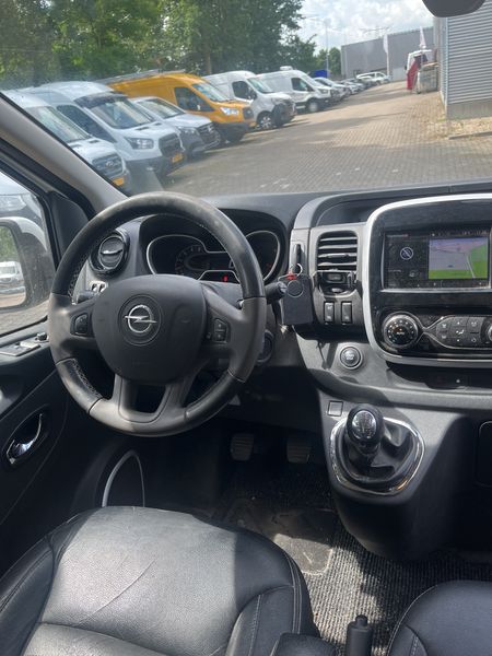 Opel Vivaro 1.6 CDTI Biturbo Kasten L2H1 2,9t Doppelkabine — zdjęcie 11