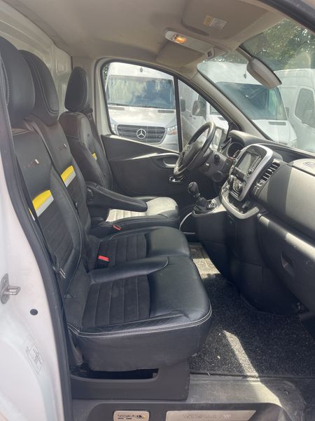 Opel Vivaro 1.6 CDTI Biturbo Kasten L2H1 2,9t Doppelkabine — zdjęcie 10