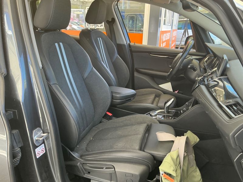 BMW 2er 216d Gran Tourer Sport Line — zdjęcie 11