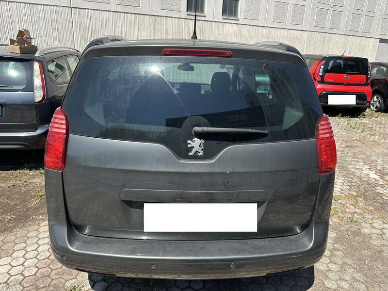 Peugeot 5008 2.0 HDi Platinum — zdjęcie 4