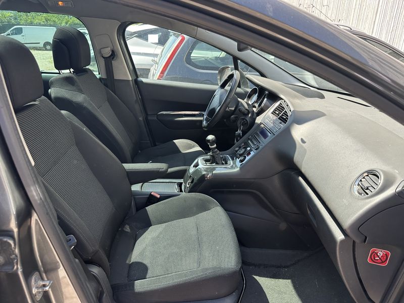 Peugeot 5008 2.0 HDi Platinum — zdjęcie 10