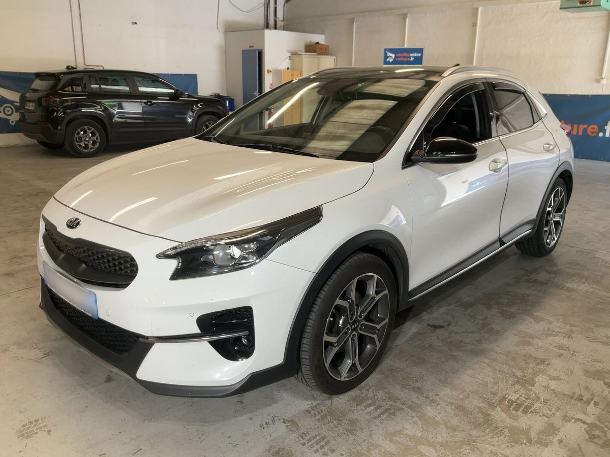 Kia XCeed 2020 — photo 1