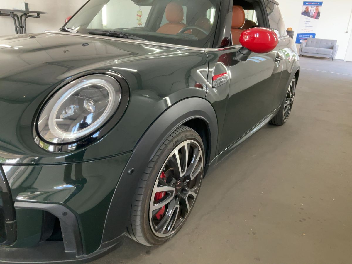 MINI John Cooper Works Trim