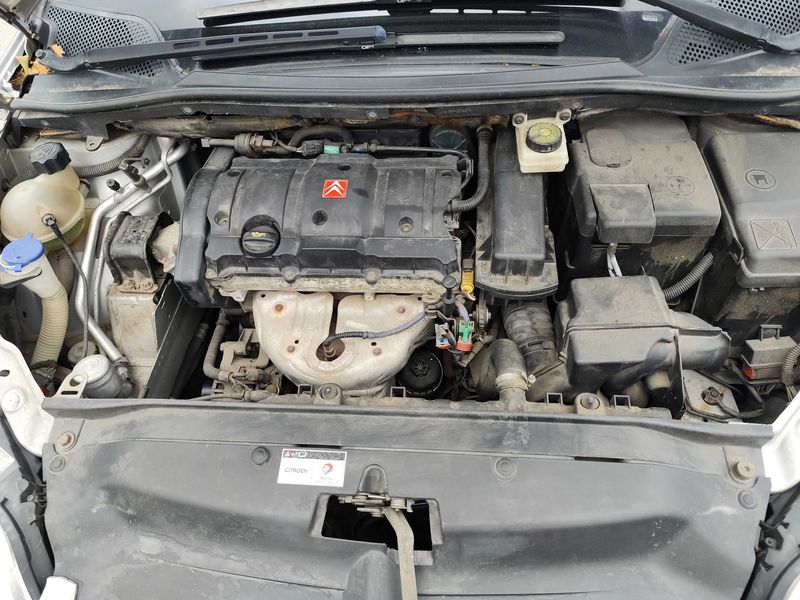 Citroen C4 1.6 Collection — zdjęcie 8