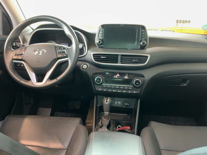 Hyundai Tucson 1.6 TGDI Premium 4WD — zdjęcie 12