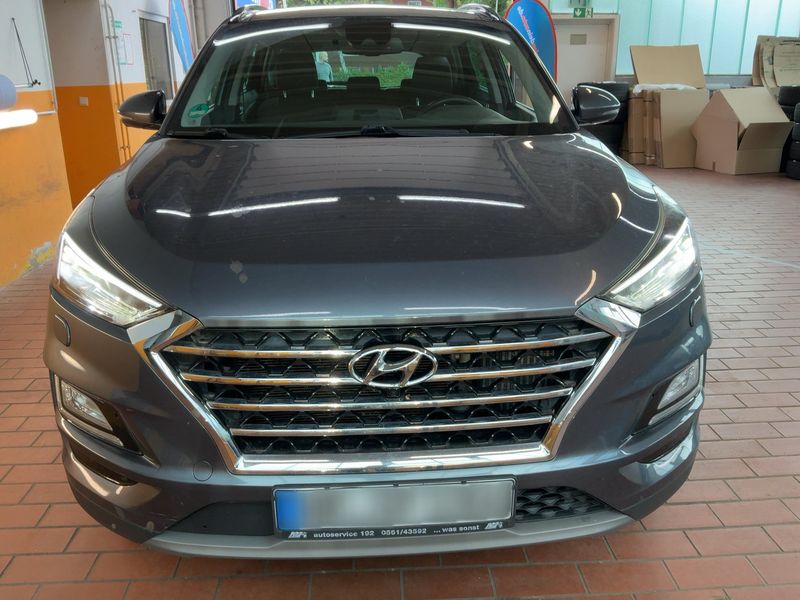 Hyundai Tucson 1.6 TGDI Premium 4WD — zdjęcie 9