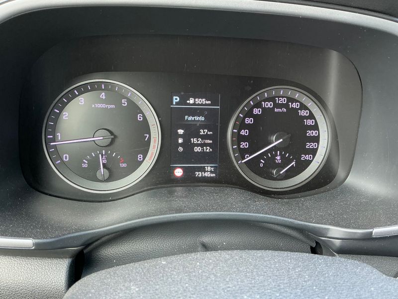 Hyundai Tucson 1.6 TGDI Premium 4WD — zdjęcie 13