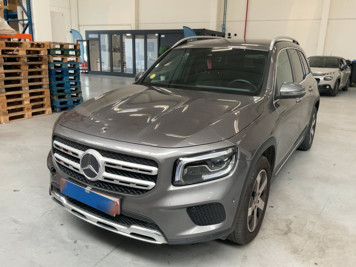 Mercedes-Benz GLB-Klasse 2021 — photo 1