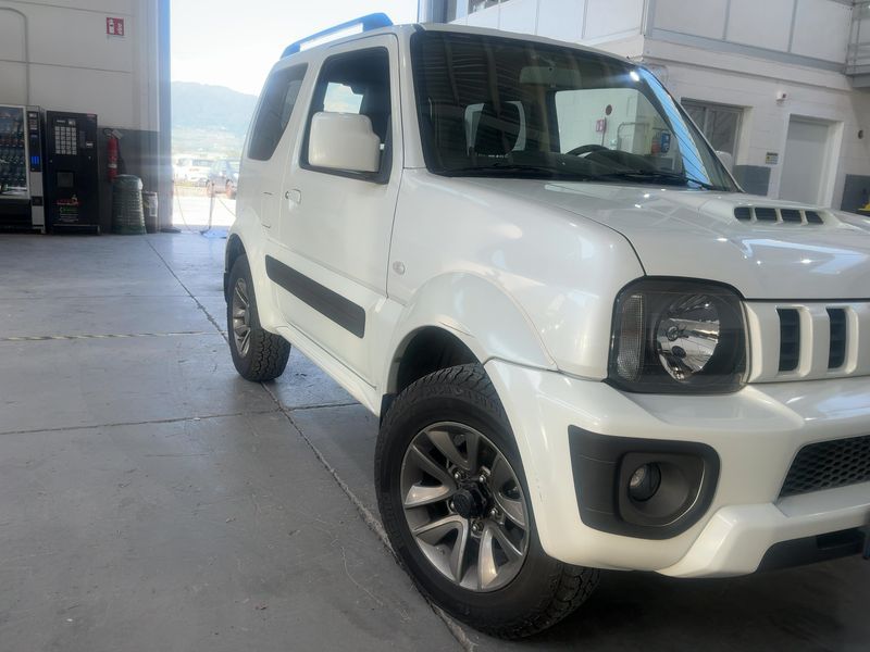 Suzuki Jimny 1.3 Evolution — zdjęcie 8