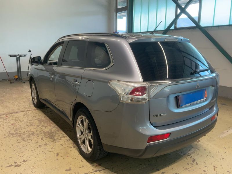 Mitsubishi Outlander 2.2 DI-D Intense ClearTec 4WD 2014 – снимка 6