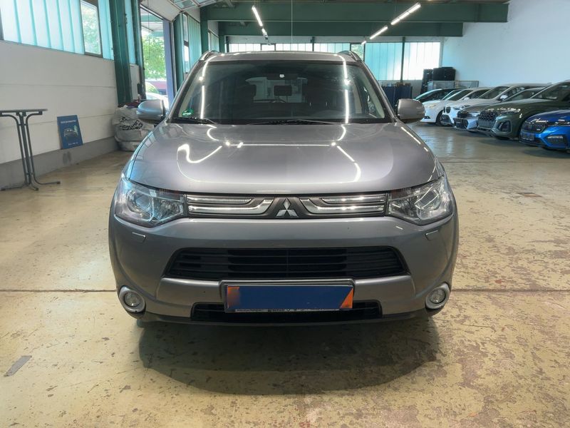 Mitsubishi Outlander 2.2 DI-D Intense ClearTec 4WD 2014 – снимка 14