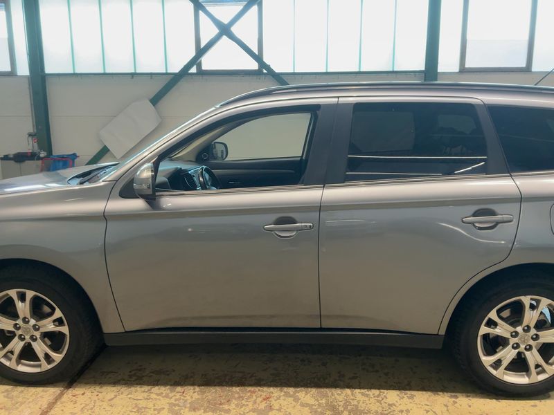 Mitsubishi Outlander 2.2 DI-D Intense ClearTec 4WD 2014 – снимка 4