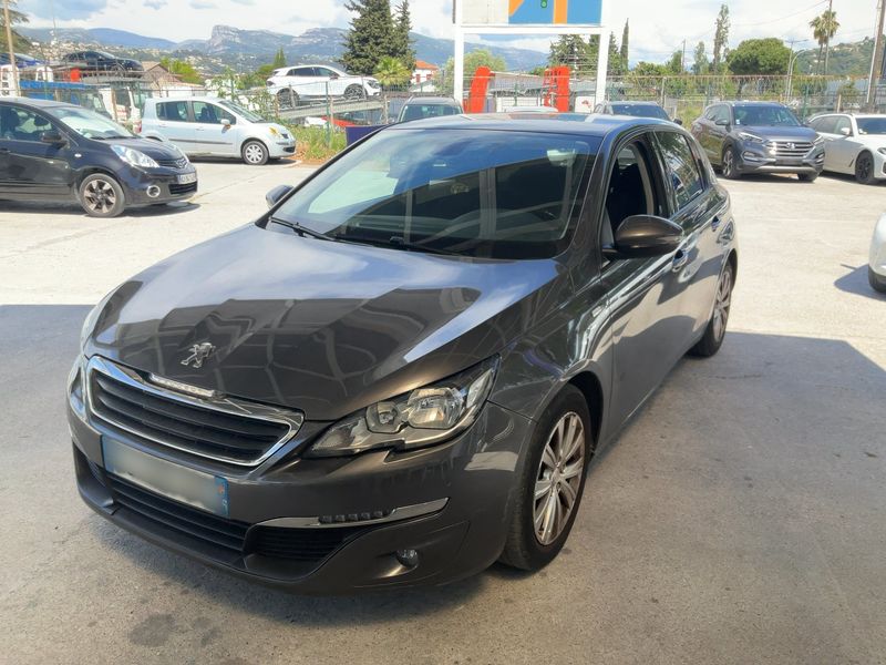 Peugeot 308 1.2 e-THP Style — zdjęcie 1