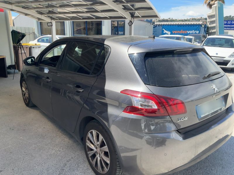 Peugeot 308 1.2 e-THP Style — zdjęcie 3