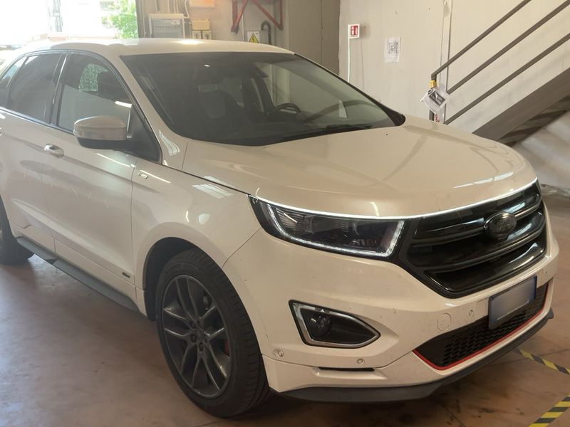 Ford Edge 2.0 TDCi Bi-Turbo ST-Line 4x4 — zdjęcie 8