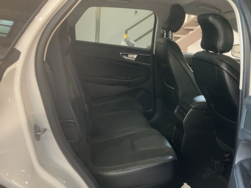 Ford Edge 2.0 TDCi Bi-Turbo ST-Line 4x4 — zdjęcie 14