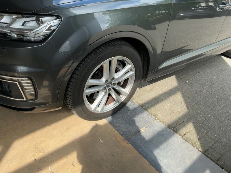 Audi Q7 3.0 TDI e-tron quattro 2018 – снимка 3