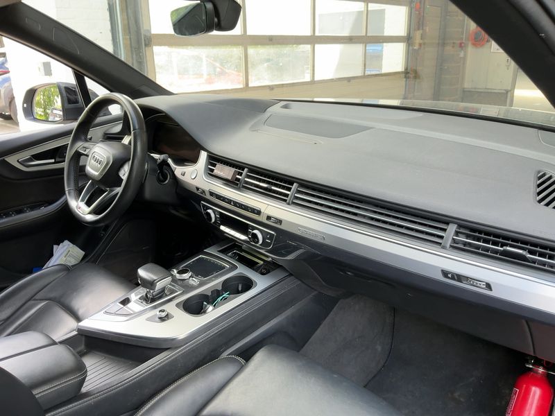Audi Q7 3.0 TDI e-tron quattro 2018 – снимка 17
