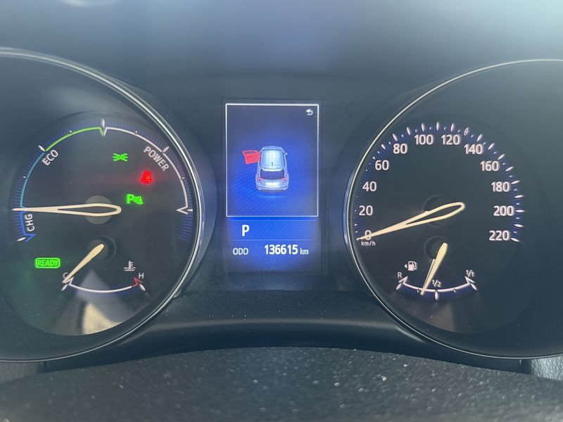 Toyota C-HR 1.8 Hybrid Lounge — zdjęcie 12
