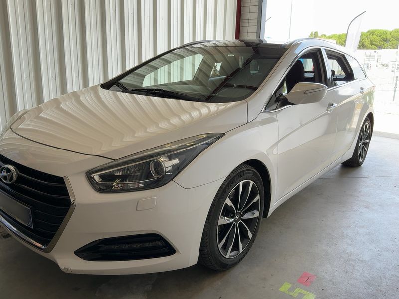 Hyundai i40 1.7 CRDi Creative — zdjęcie 2