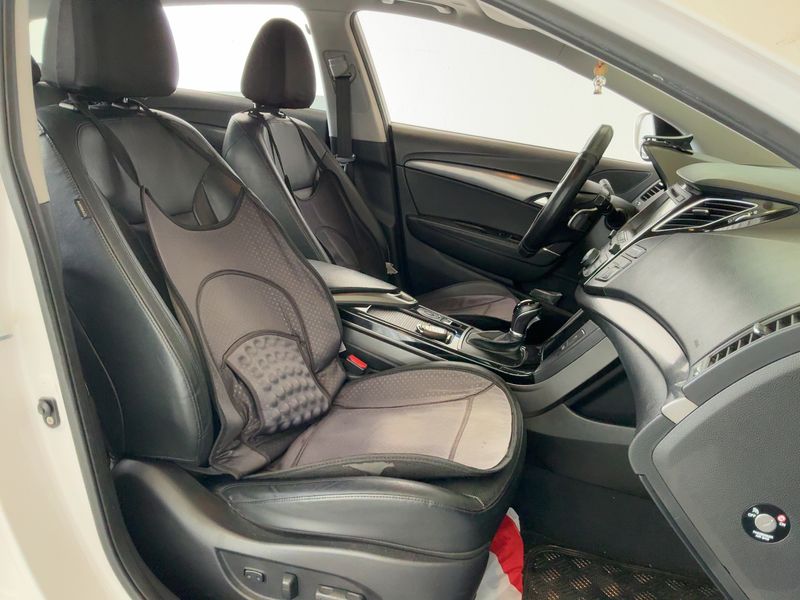 Hyundai i40 1.7 CRDi Creative — zdjęcie 11
