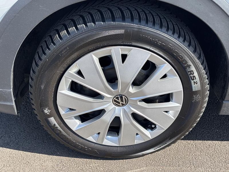Volkswagen Taigo 1.0 TSI Life — zdjęcie 24