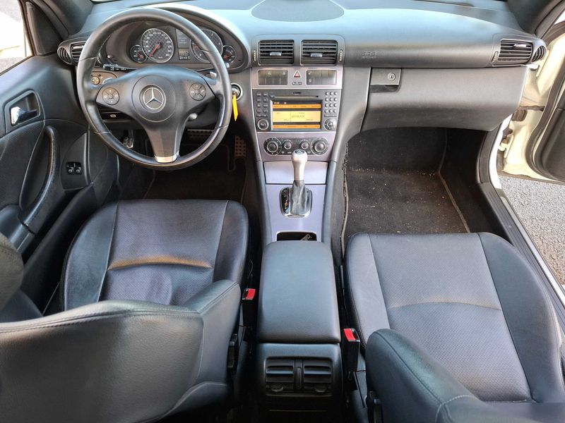 Mercedes-Benz CLC-Klasse CLC 200 CDI — zdjęcie 11