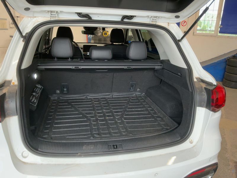MG HS 1.5 Comfort — zdjęcie 10