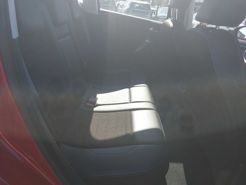 Peugeot 2008 1.2 PureTech Allure — zdjęcie 14
