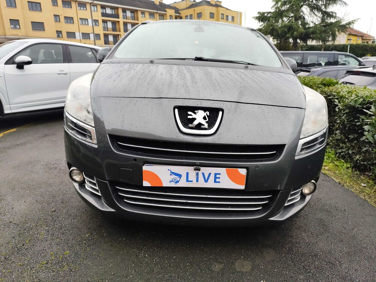 Peugeot 5008 2013 — photo 8