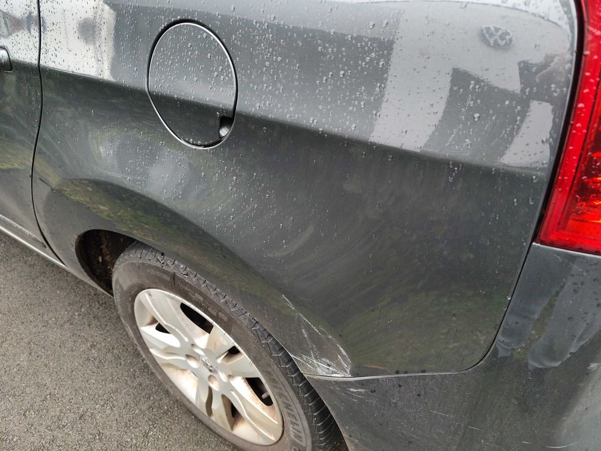 Peugeot 5008 2013 — photo 27
