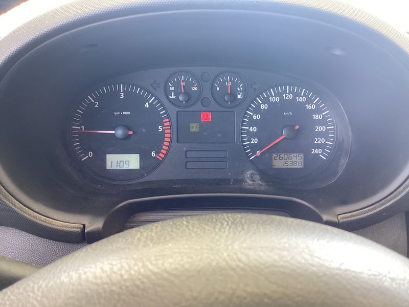 Seat Toledo 1.9 TDI TOLEDO SPORT — zdjęcie 4