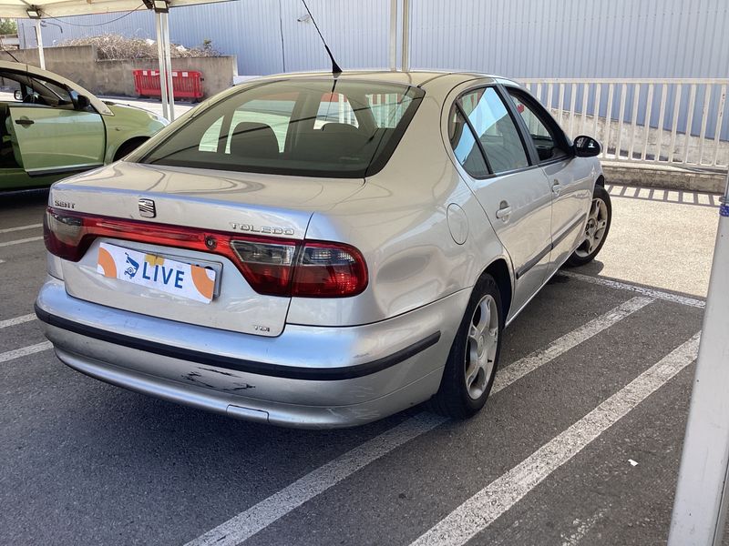 Seat Toledo 1.9 TDI TOLEDO SPORT — zdjęcie 2