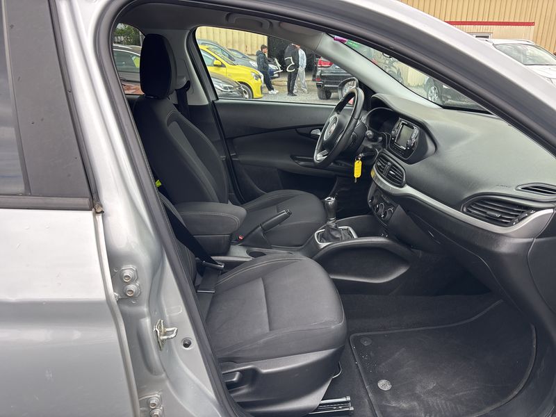 Fiat Tipo 1.3 M-Jet Easy — zdjęcie 10