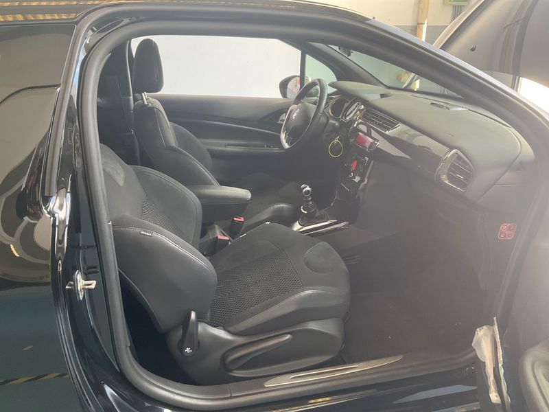 Citroen DS3 1.6 e-HDi SportChic — zdjęcie 3