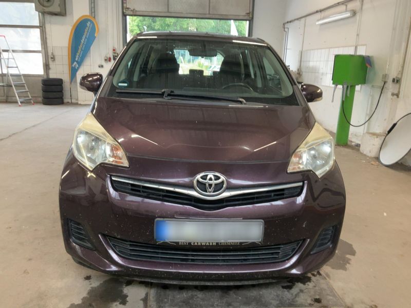 Toyota Verso-S 1.33 Dual VVT-i Life — zdjęcie 9