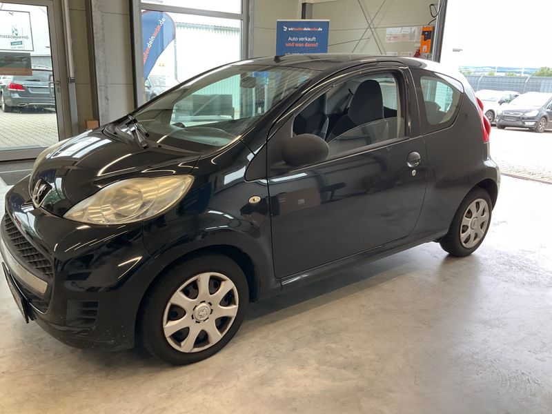Peugeot 107 1.0 Petit Filou